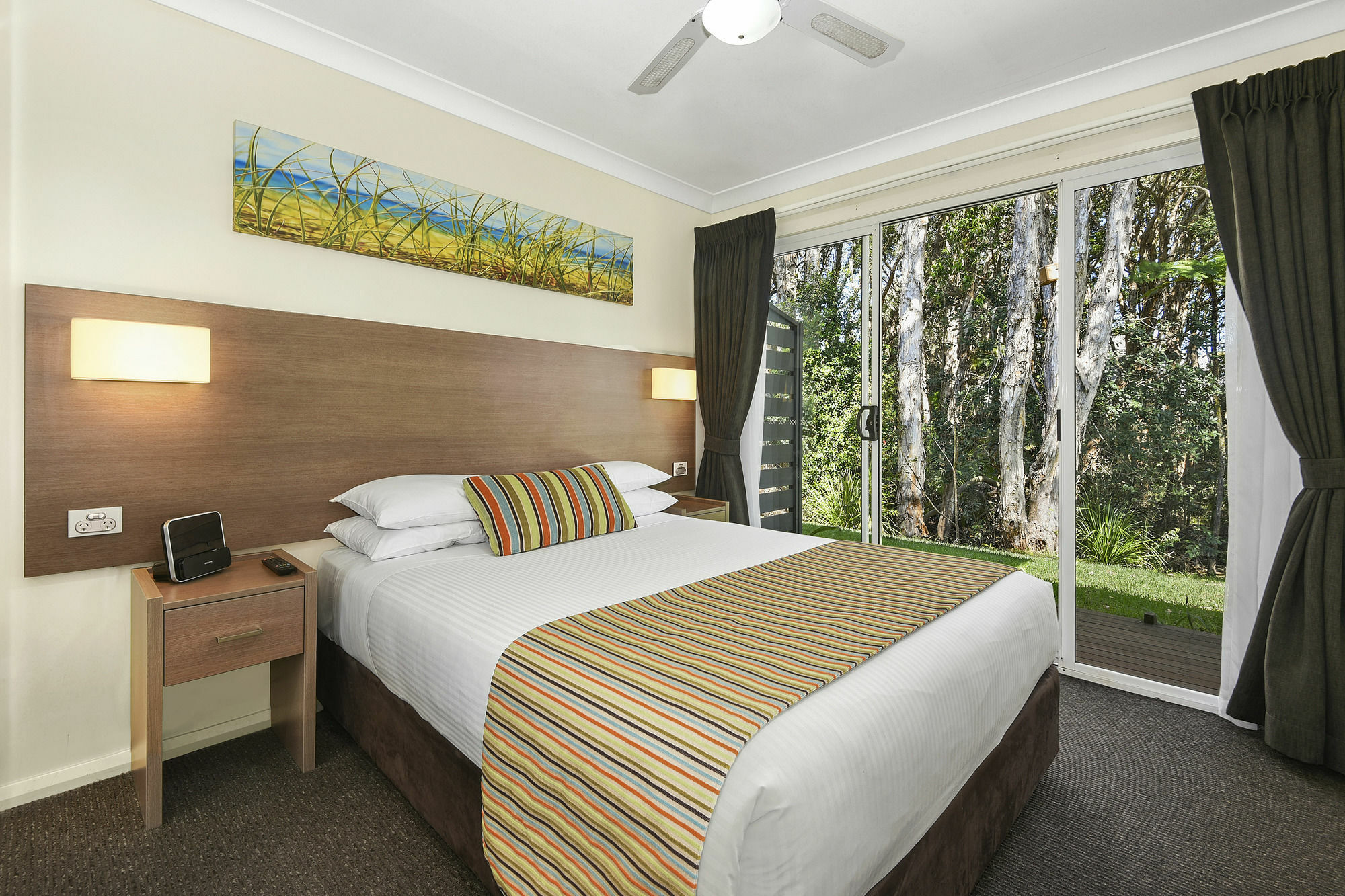 Flynns On Surf Beach Villas Порт-Маккуорі Екстер'єр фото